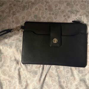 Chic Black Wristlet
